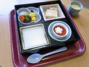 春のお弁当-2.jpg