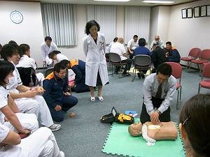 AED研修-2.jpg